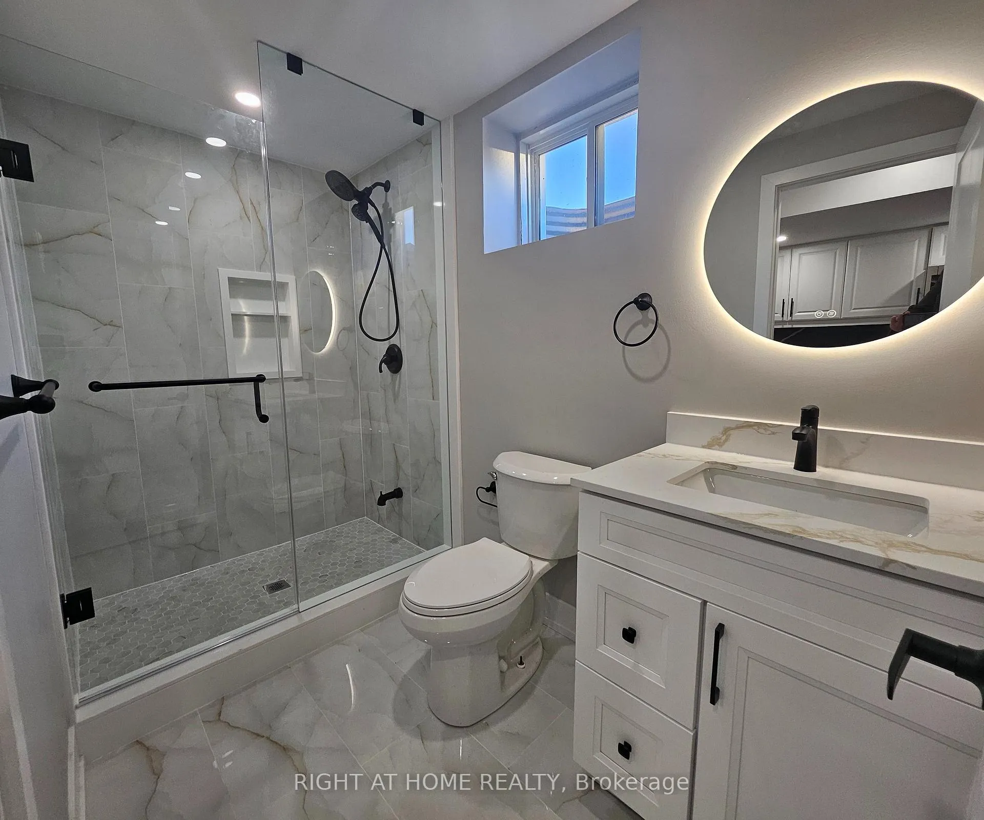 Photo 11 of Unit Lower, 852 Aspen Terrace, Milton, Cobban — HOMEH
