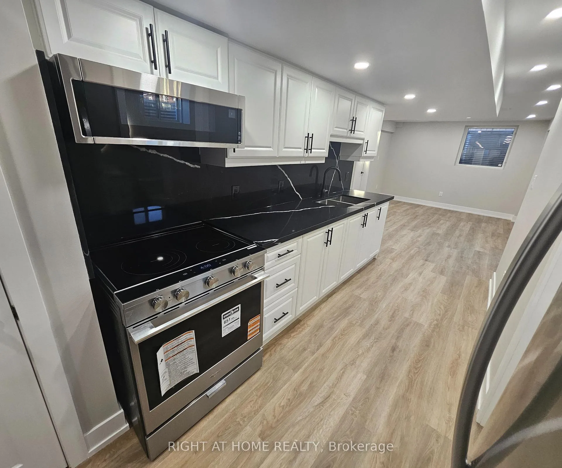 Photo 12 of Unit Lower, 852 Aspen Terrace, Milton, Cobban — HOMEH