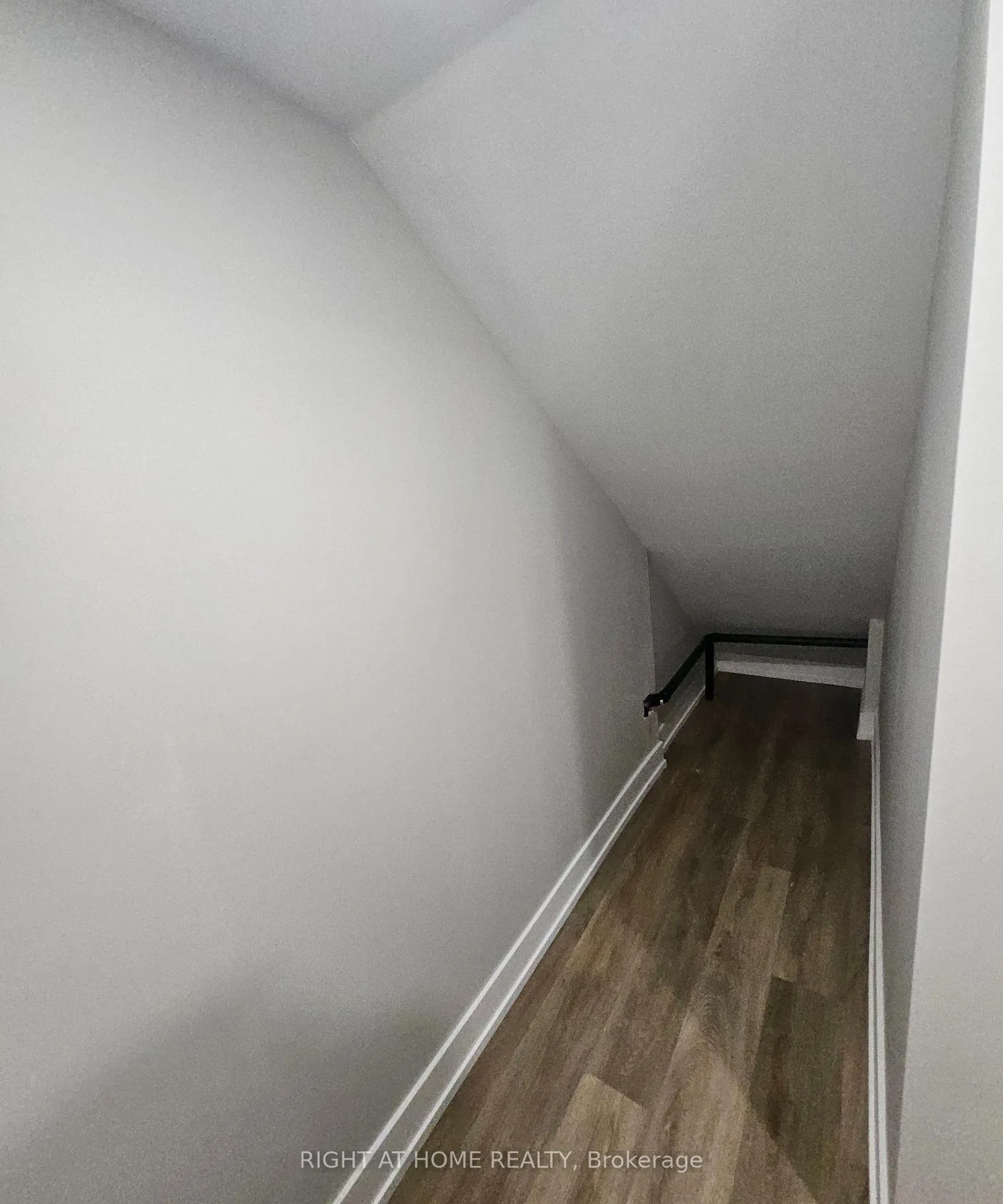 Photo 13 of Unit Lower, 852 Aspen Terrace, Milton, Cobban — HOMEH