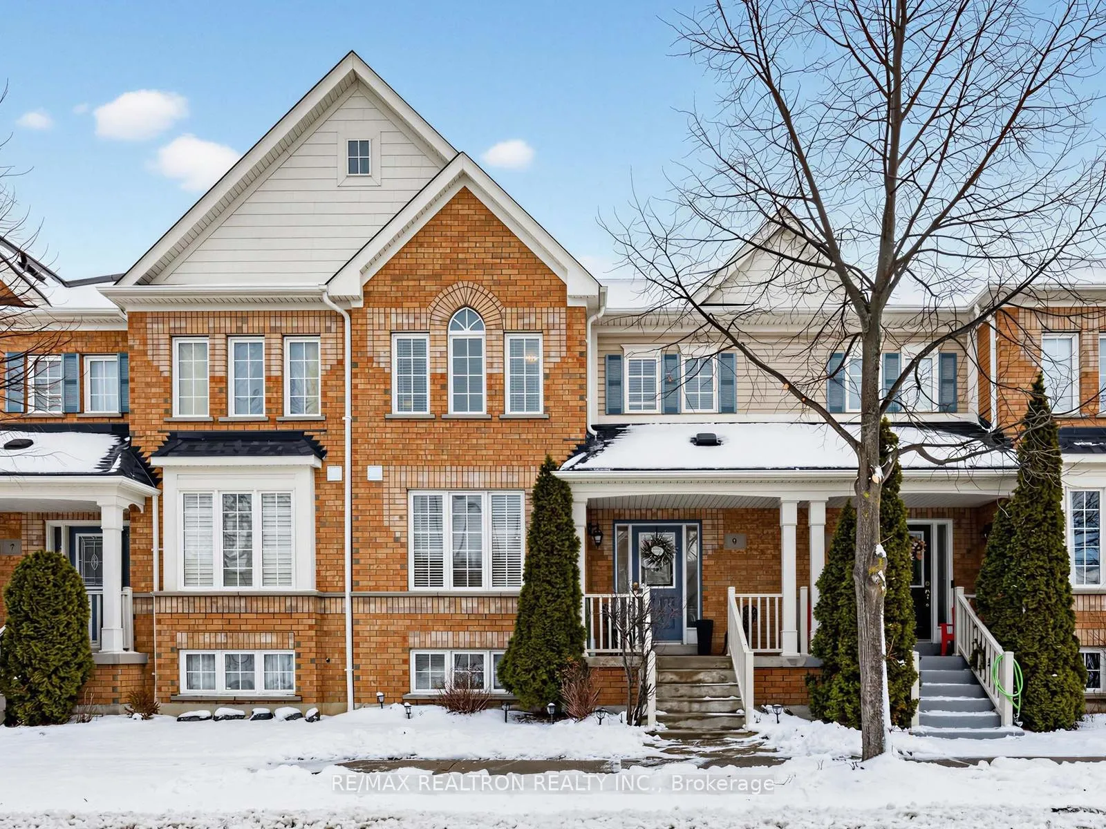 Photo 1 of 9 Winrow Gate, Ajax, Northeast Ajax — HOMEH