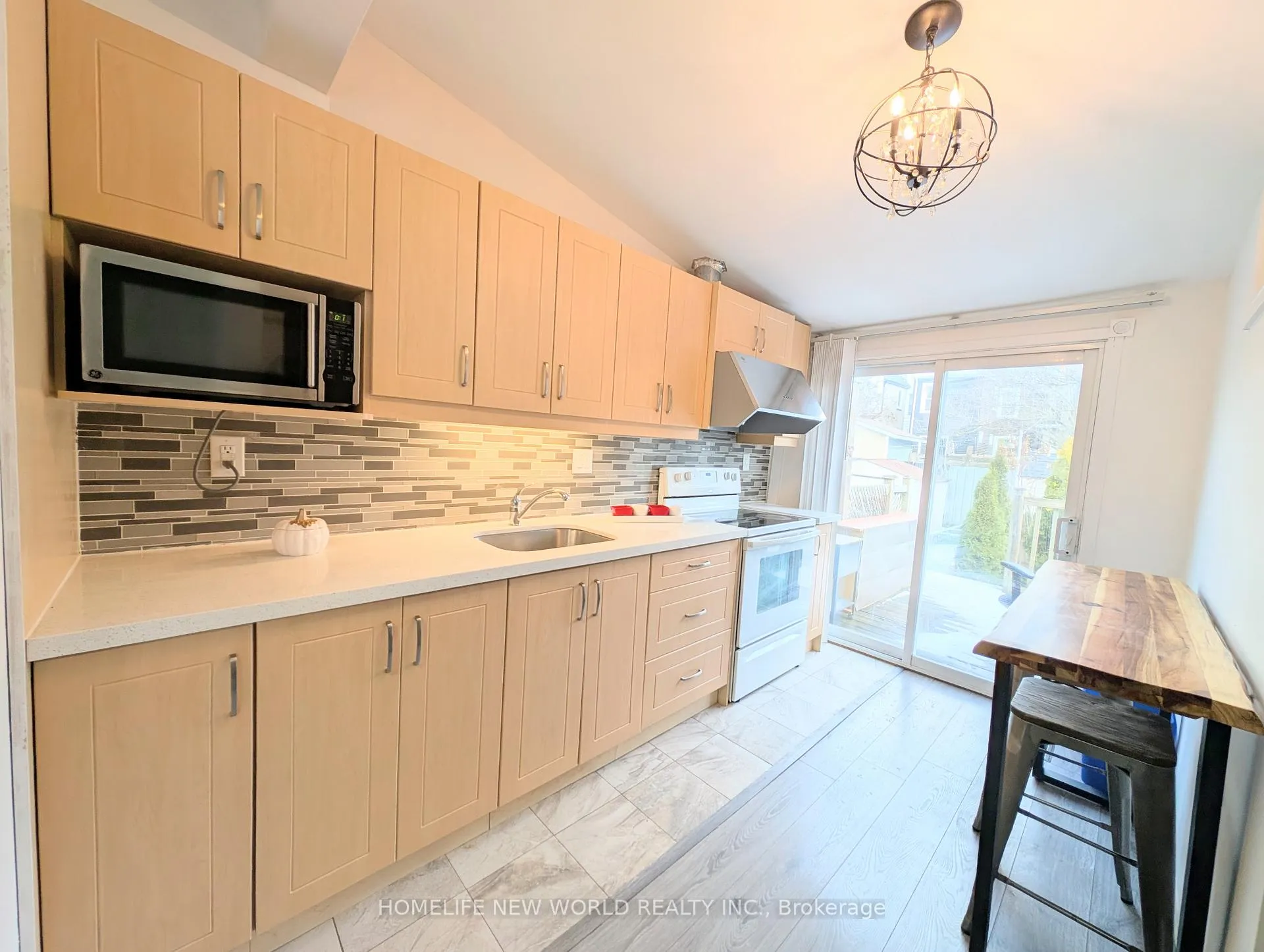 Photo 10 of 67 Condor Avenue, Toronto, Blake-Jones — HOMEH