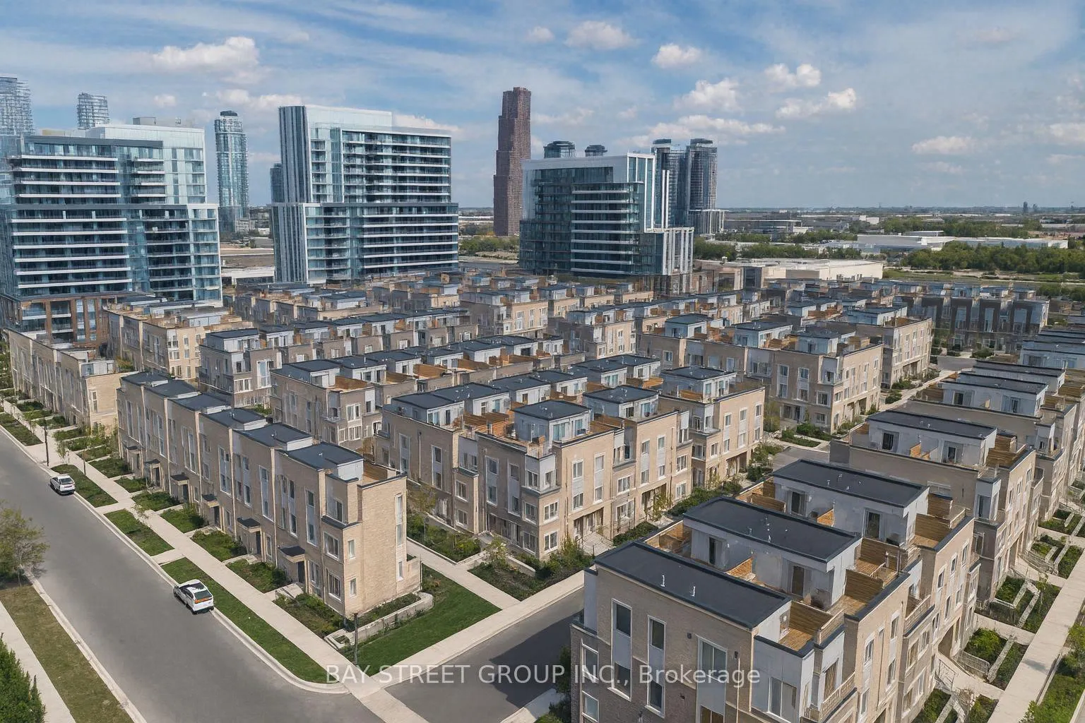 Photo 27 of Unit 268, 150 Honeycrisp Crescent, Vaughan, Vaughan Corporate Centre — HOMEH