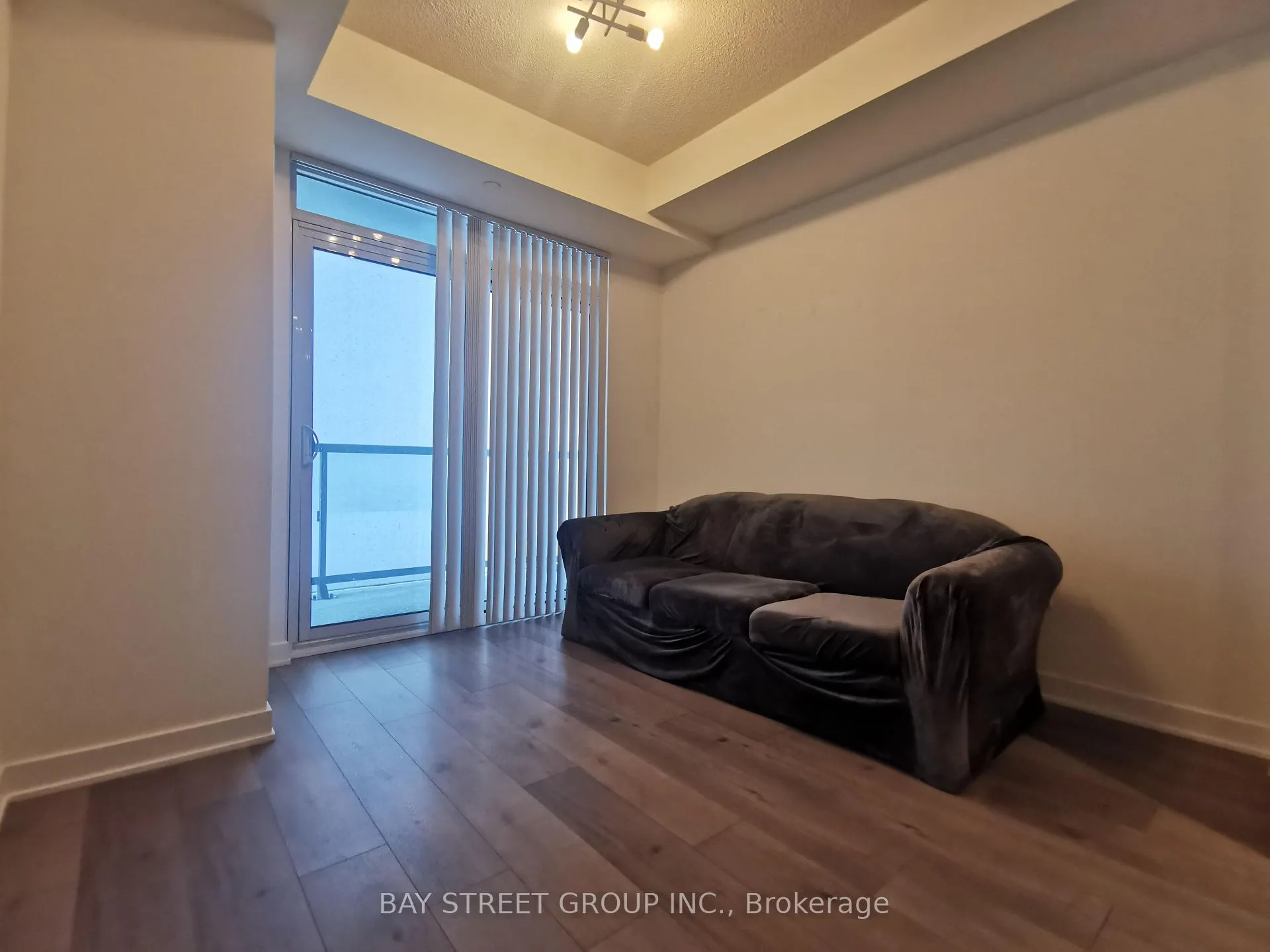 Photo 7 of Unit 701, 10 Honeycrisp Crescent, Vaughan, Vaughan Corporate Centre — HOMEH