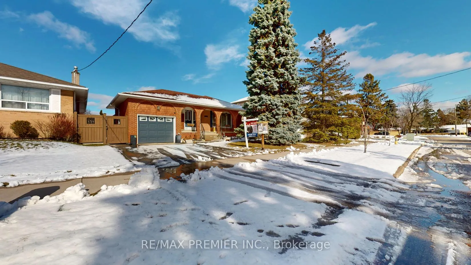 Photo 1 of 160 Verobeach Boulevard, North York, Humbermede — HOMEH