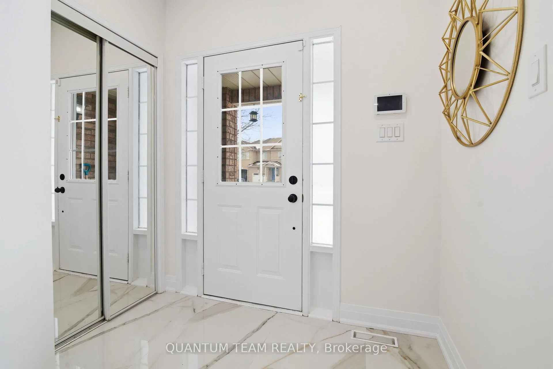 Photo 1 of 14 Arabia Gate, Brampton, Sandringham-Wellington — HOMEH