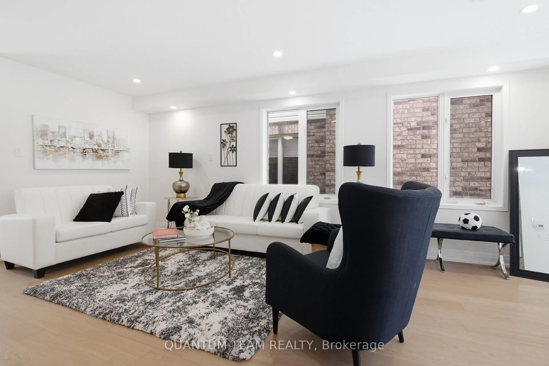 Photo 5 of 14 Arabia Gate, Brampton, Sandringham-Wellington — HOMEH