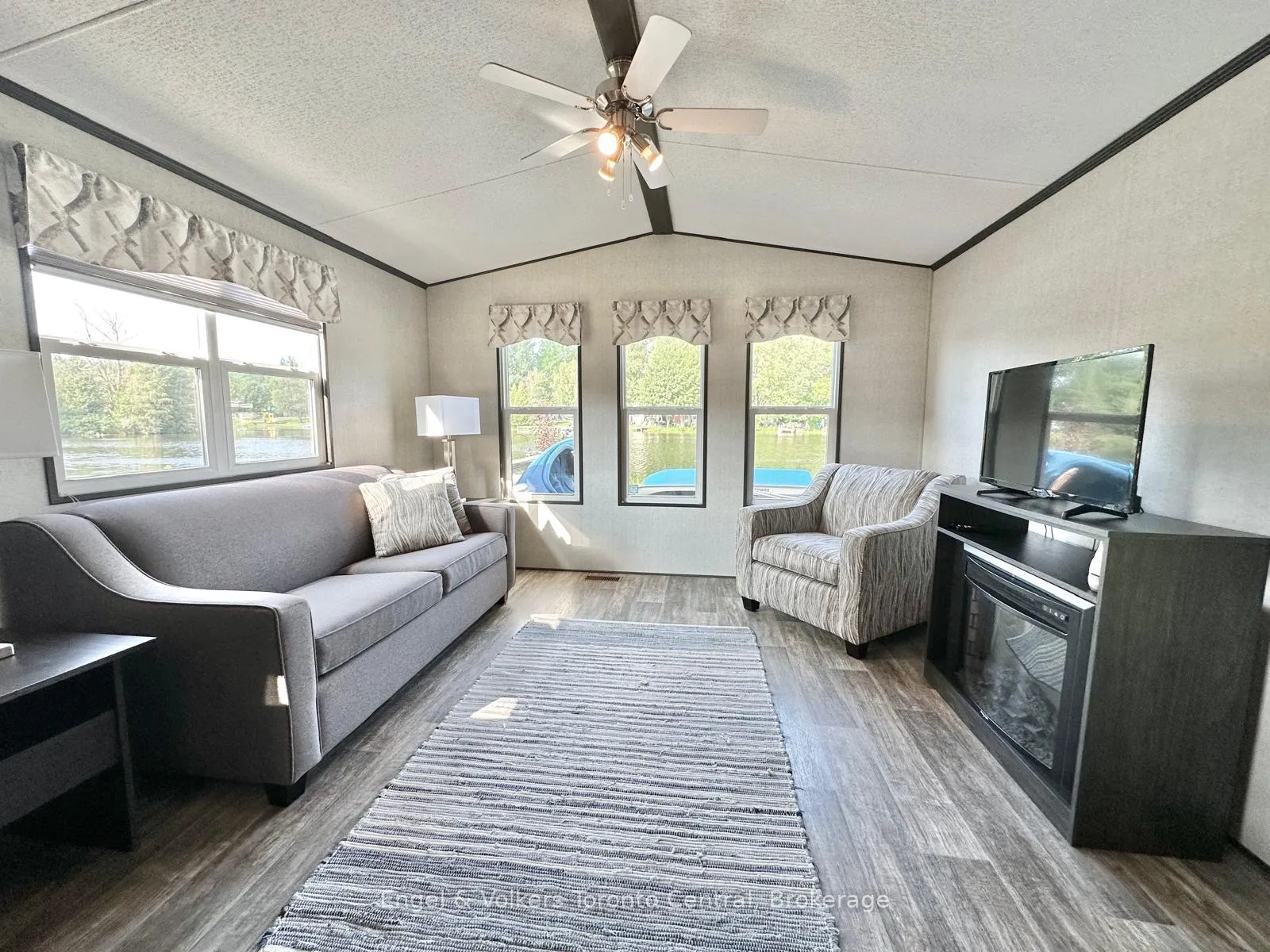 Photo 9 of Unit B8, 7489 Sideroad 5 E, Wellington North, Rural Wellington North — HOMEH