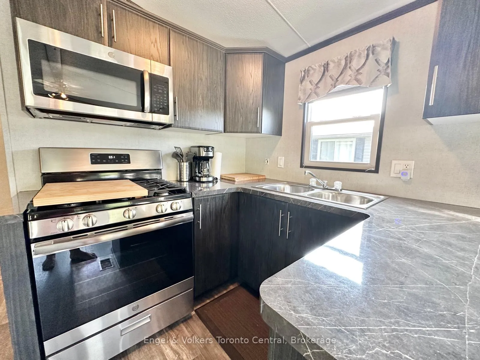Photo 19 of Unit B8, 7489 Sideroad 5 E, Wellington North, Rural Wellington North — HOMEH