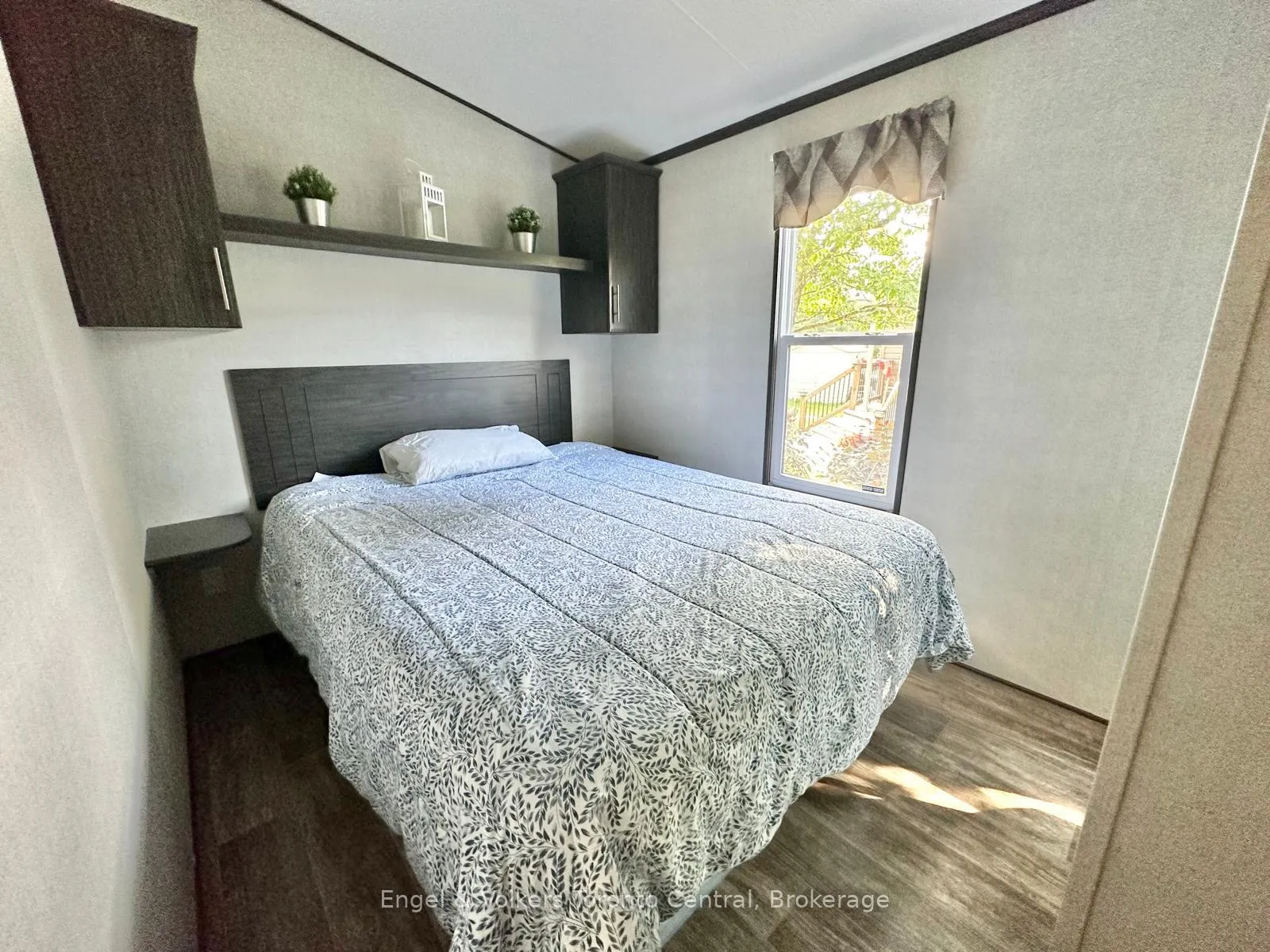 Photo 24 of Unit B8, 7489 Sideroad 5 E, Wellington North, Rural Wellington North — HOMEH