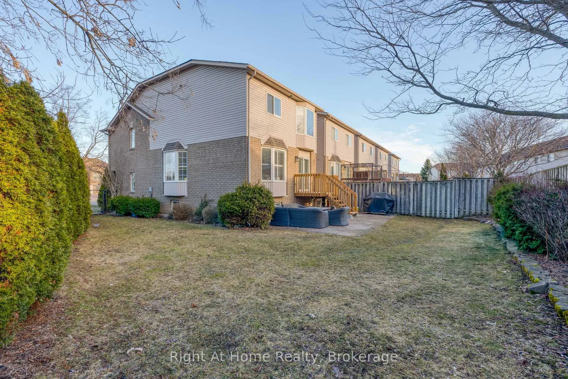 Photo 42 of 198 Gatestone Drive, Hamilton, Stoney Creek Mountain — HOMEH