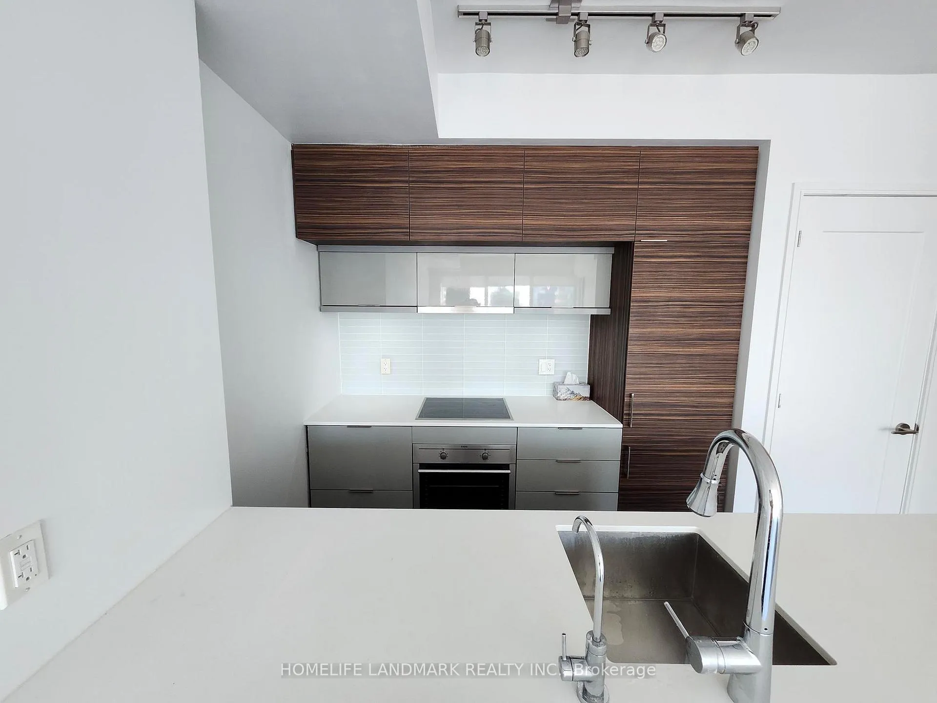 Photo 5 of Unit 5108, 88 Scott Street, Toronto, Church-Yonge Corridor — HOMEH