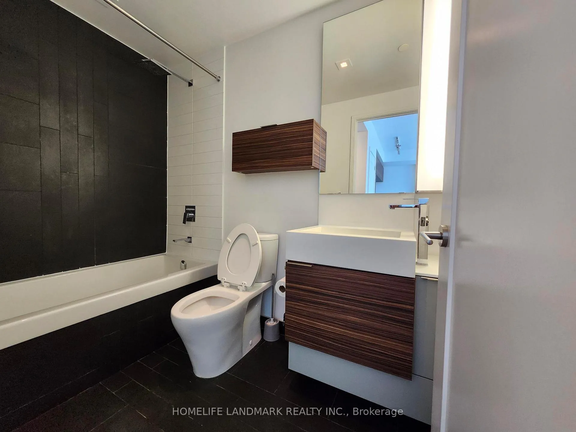 Photo 14 of Unit 5108, 88 Scott Street, Toronto, Church-Yonge Corridor — HOMEH
