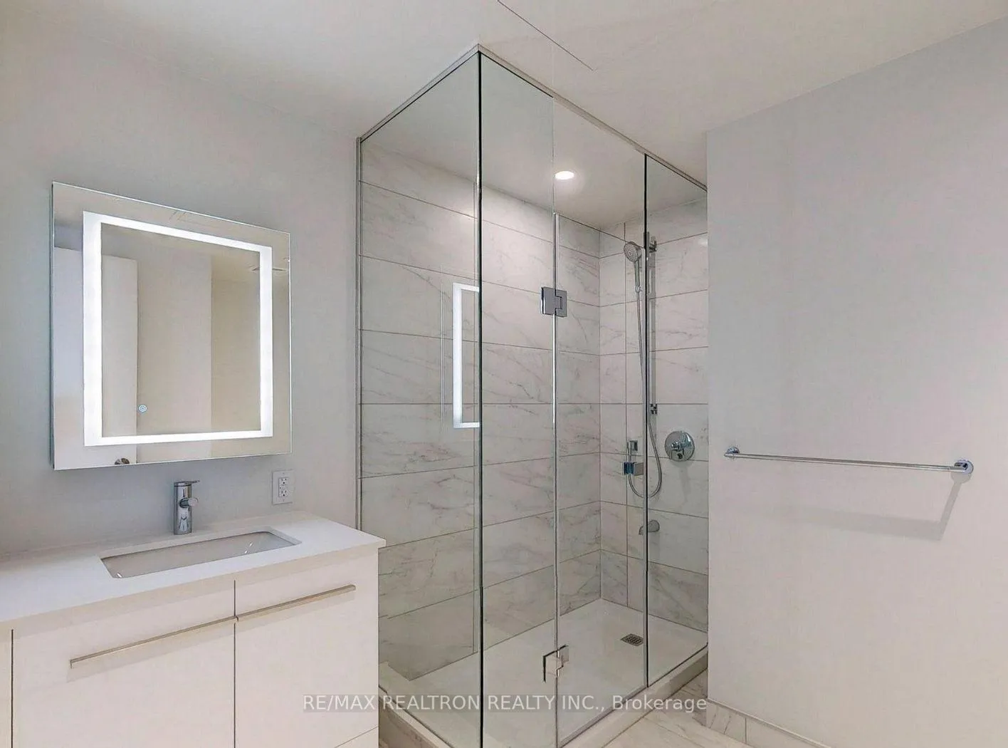 Photo 24 of Unit 3207, 8 Cumberland Street, Toronto, The Annex — HOMEH