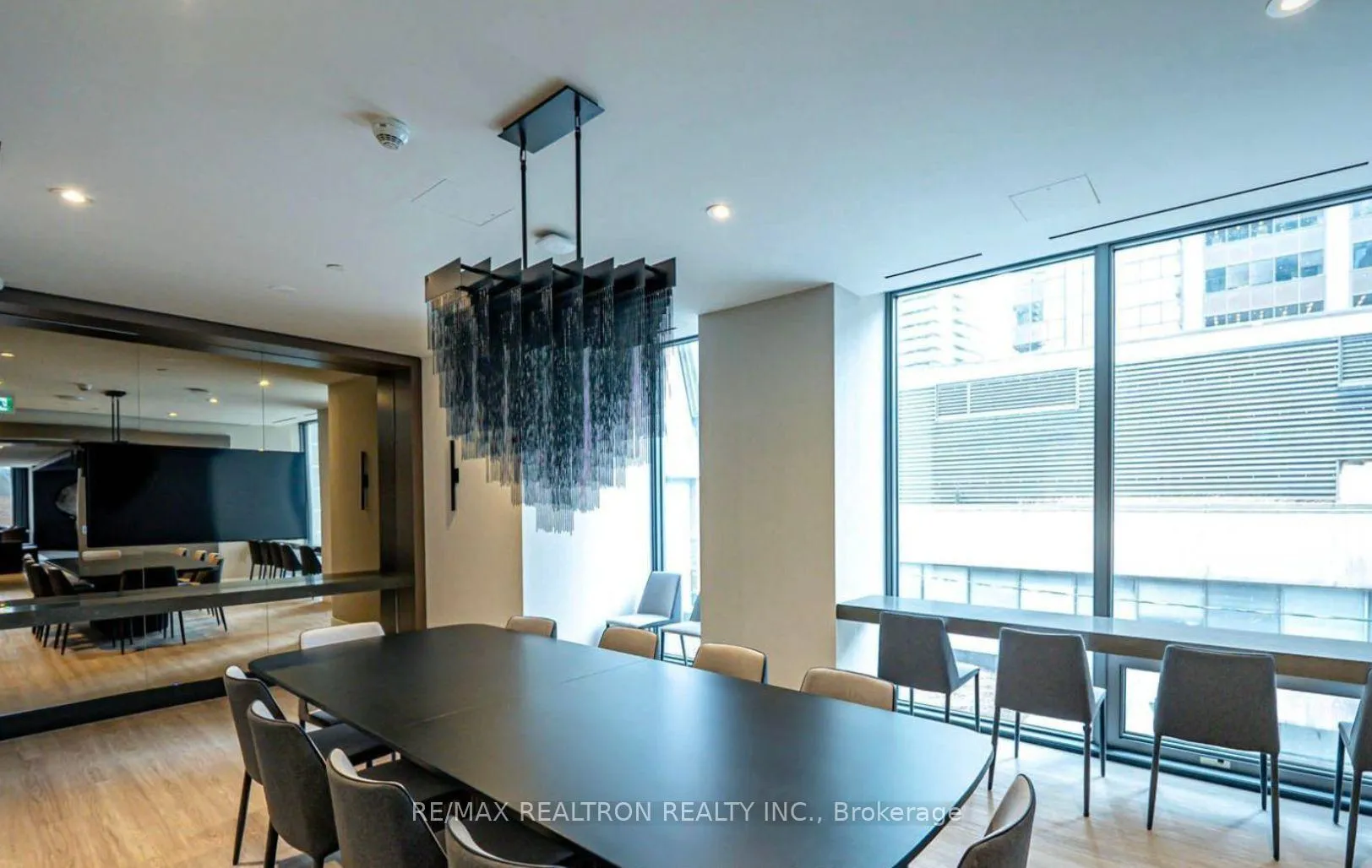 Photo 35 of Unit 3207, 8 Cumberland Street, Toronto, The Annex — HOMEH