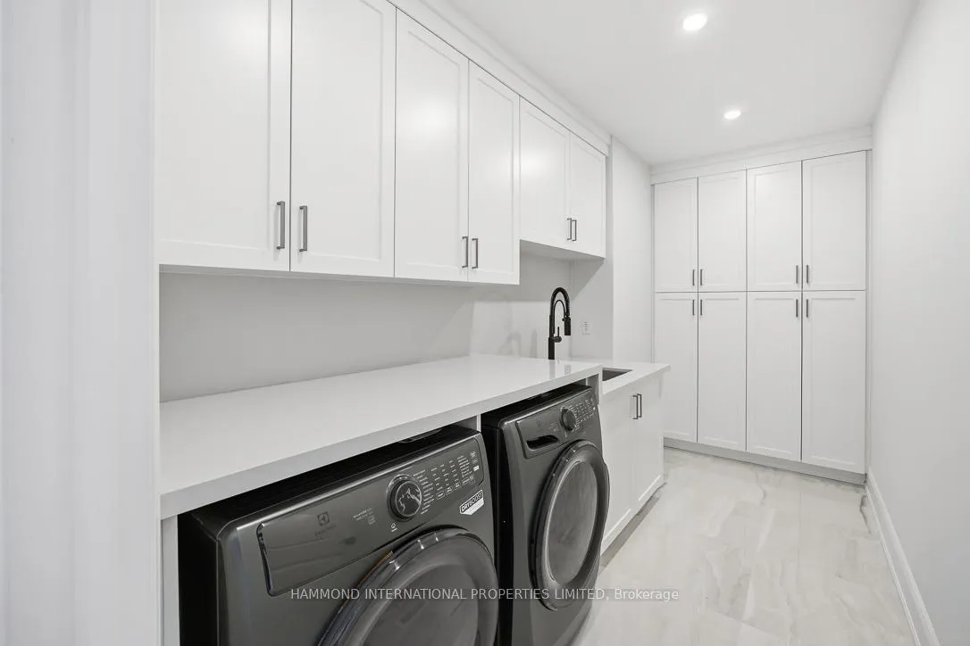 Photo 27 of 9 Lonergan Crescent, North York, Bayview Woods-Steeles — HOMEH