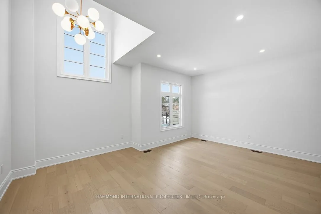 Photo 28 of 9 Lonergan Crescent, North York, Bayview Woods-Steeles — HOMEH