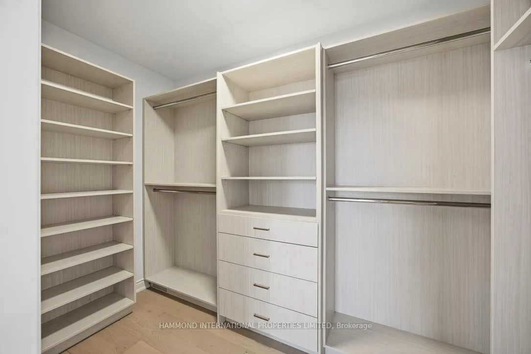 Photo 32 of 9 Lonergan Crescent, North York, Bayview Woods-Steeles — HOMEH