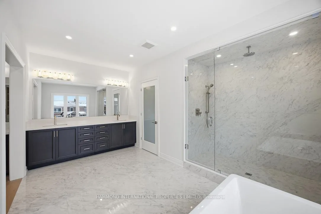 Photo 36 of 9 Lonergan Crescent, North York, Bayview Woods-Steeles — HOMEH