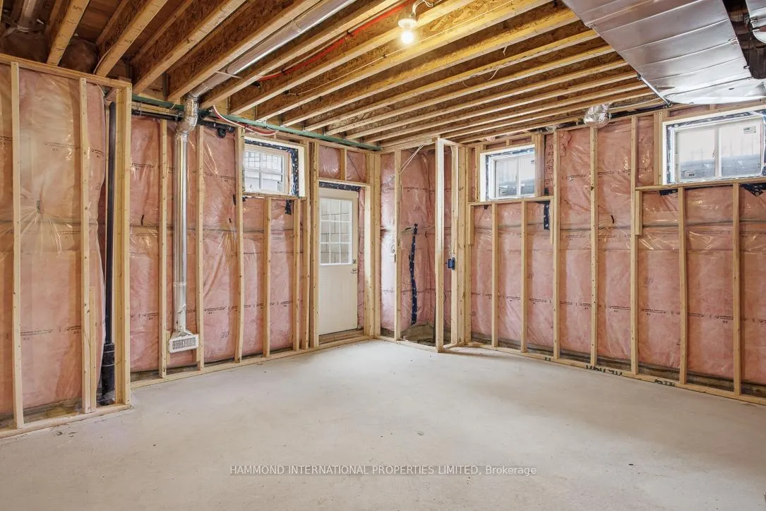 Photo 48 of 9 Lonergan Crescent, North York, Bayview Woods-Steeles — HOMEH