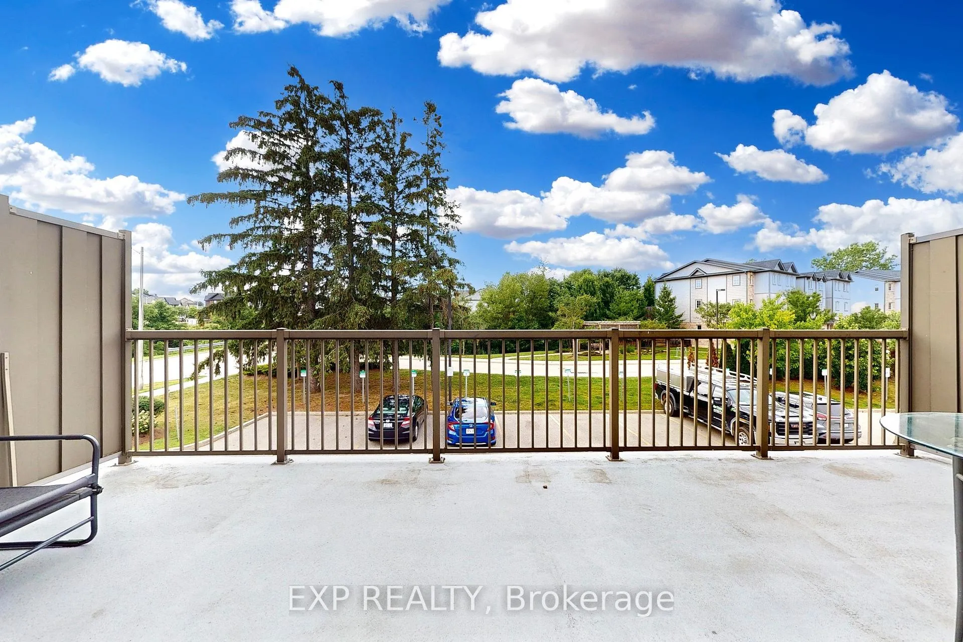 Photo 35 of Unit 3, 275 Old Huron Road, Kitchener, Brigadoon — HOMEH