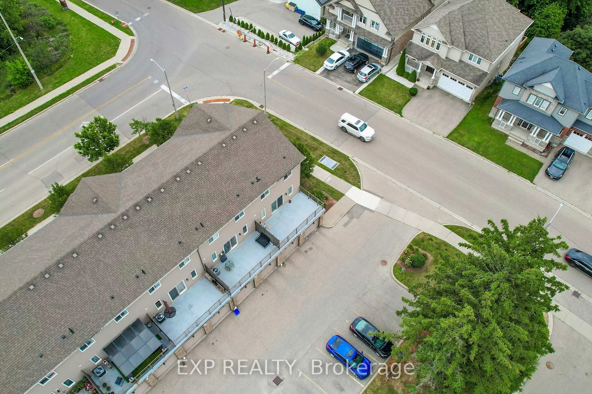 Photo 46 of Unit 3, 275 Old Huron Road, Kitchener, Brigadoon — HOMEH