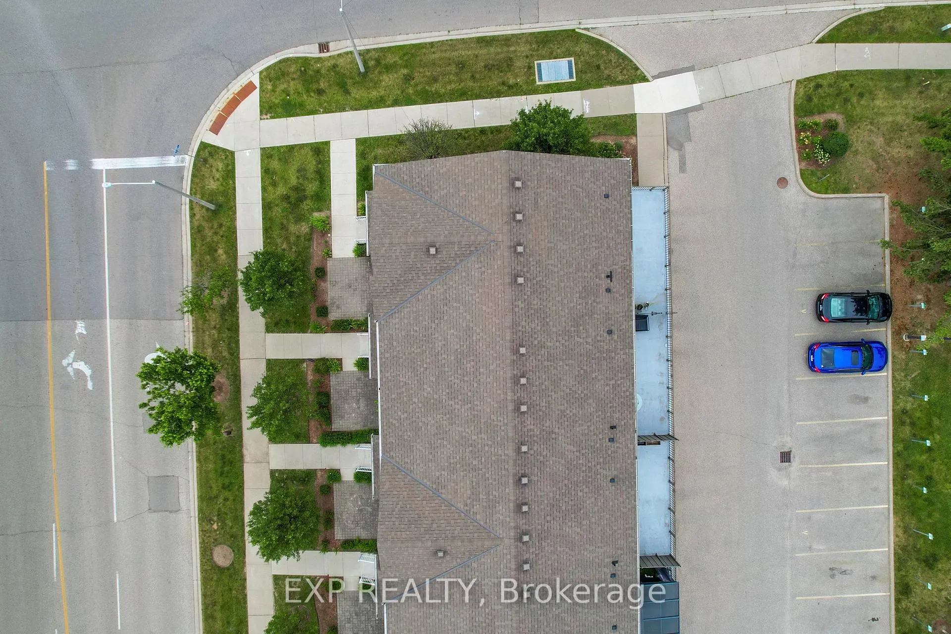 Photo 47 of Unit 3, 275 Old Huron Road, Kitchener, Brigadoon — HOMEH