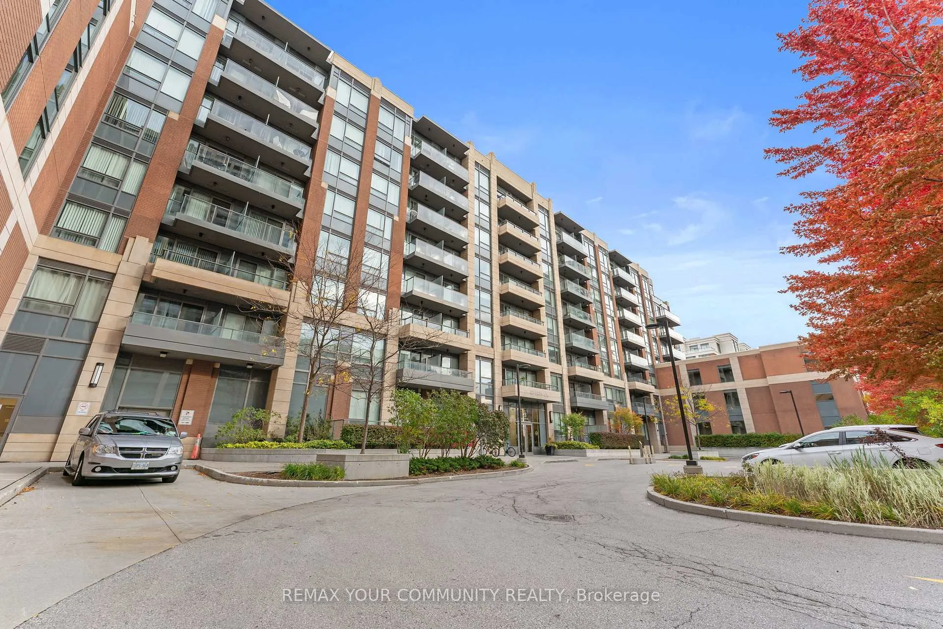 Photo 1 of Unit 333, 28 Uptown Drive, Markham, Unionville — HOMEH