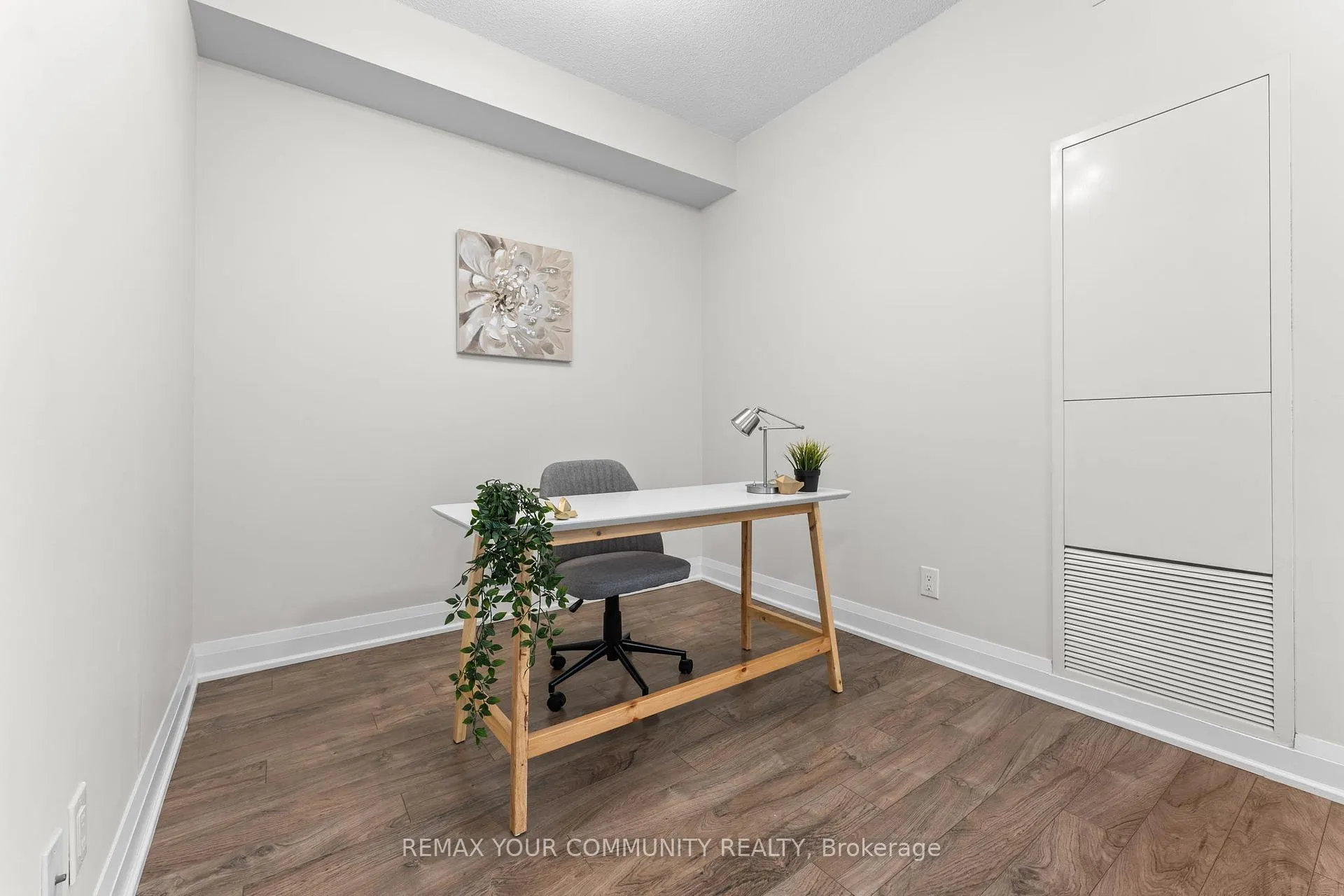 Photo 9 of Unit 333, 28 Uptown Drive, Markham, Unionville — HOMEH