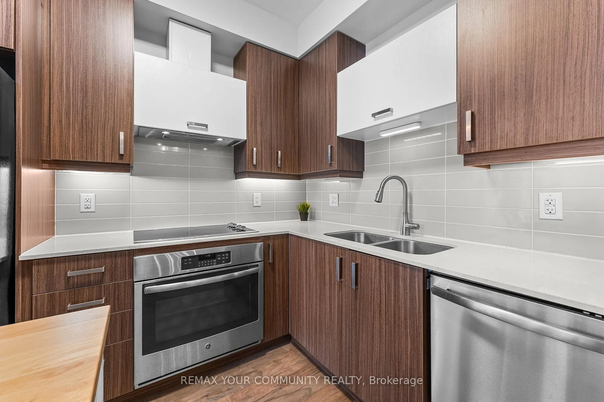 Photo 27 of Unit 333, 28 Uptown Drive, Markham, Unionville — HOMEH