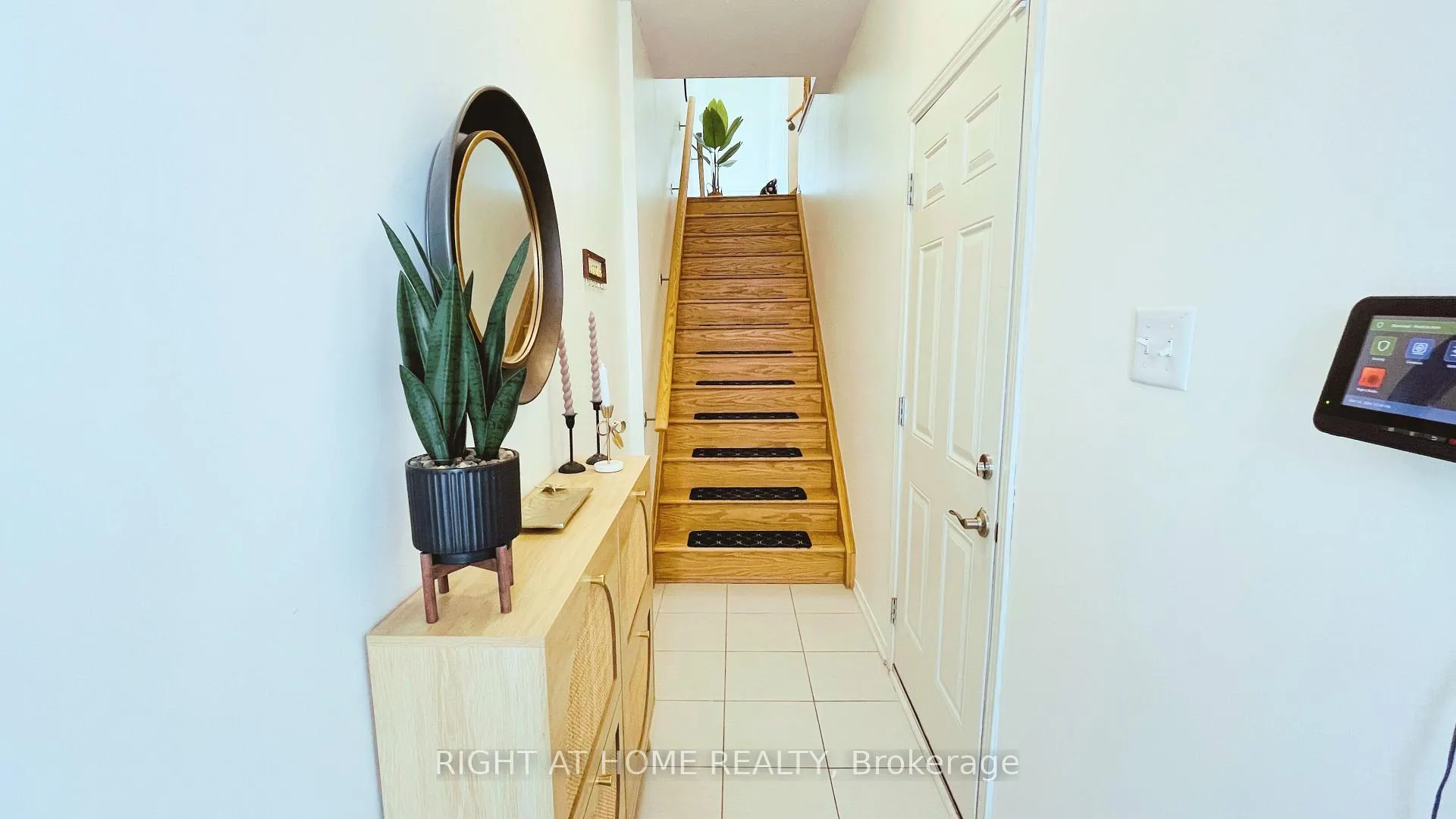 Photo 5 of 2372 Chevron Prince Path, Oshawa, Kedron — HOMEH