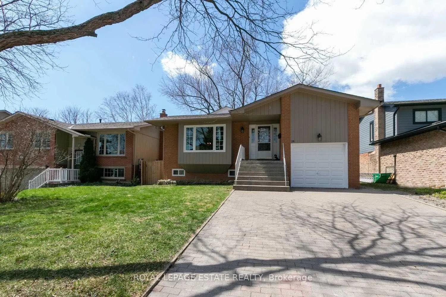 Photo 13 of Unit LOWER, 18 Jacob Drive, Whitby, Lynde Creek — HOMEH
