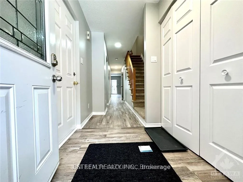 Photo 2 of 1464 Baseline Road, Ottawa, Meadowlands/St. Claire Gardens — HOMEH