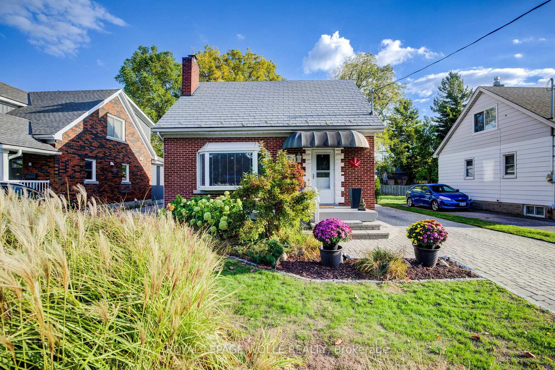 Photo 3 of 129 Talbot Street, Kitchener — HOMEH