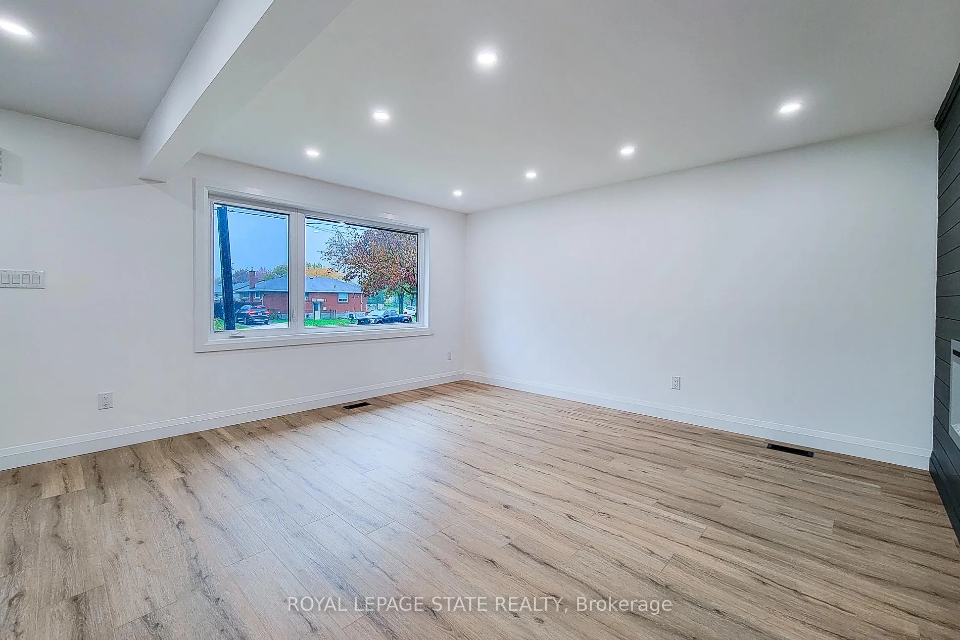 Photo 11 of 53 Winchester Boulevard, Hamilton, Hampton Heights — HOMEH