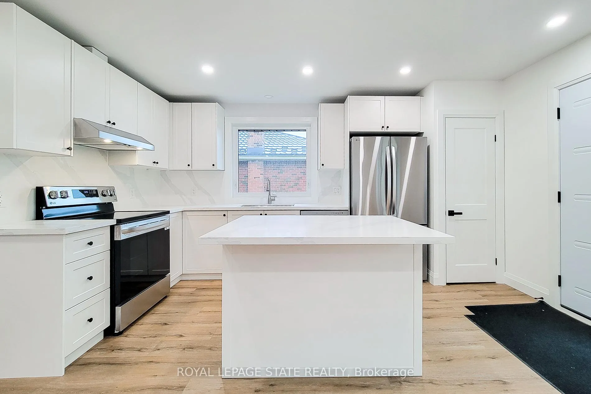 Photo 17 of 53 Winchester Boulevard, Hamilton, Hampton Heights — HOMEH