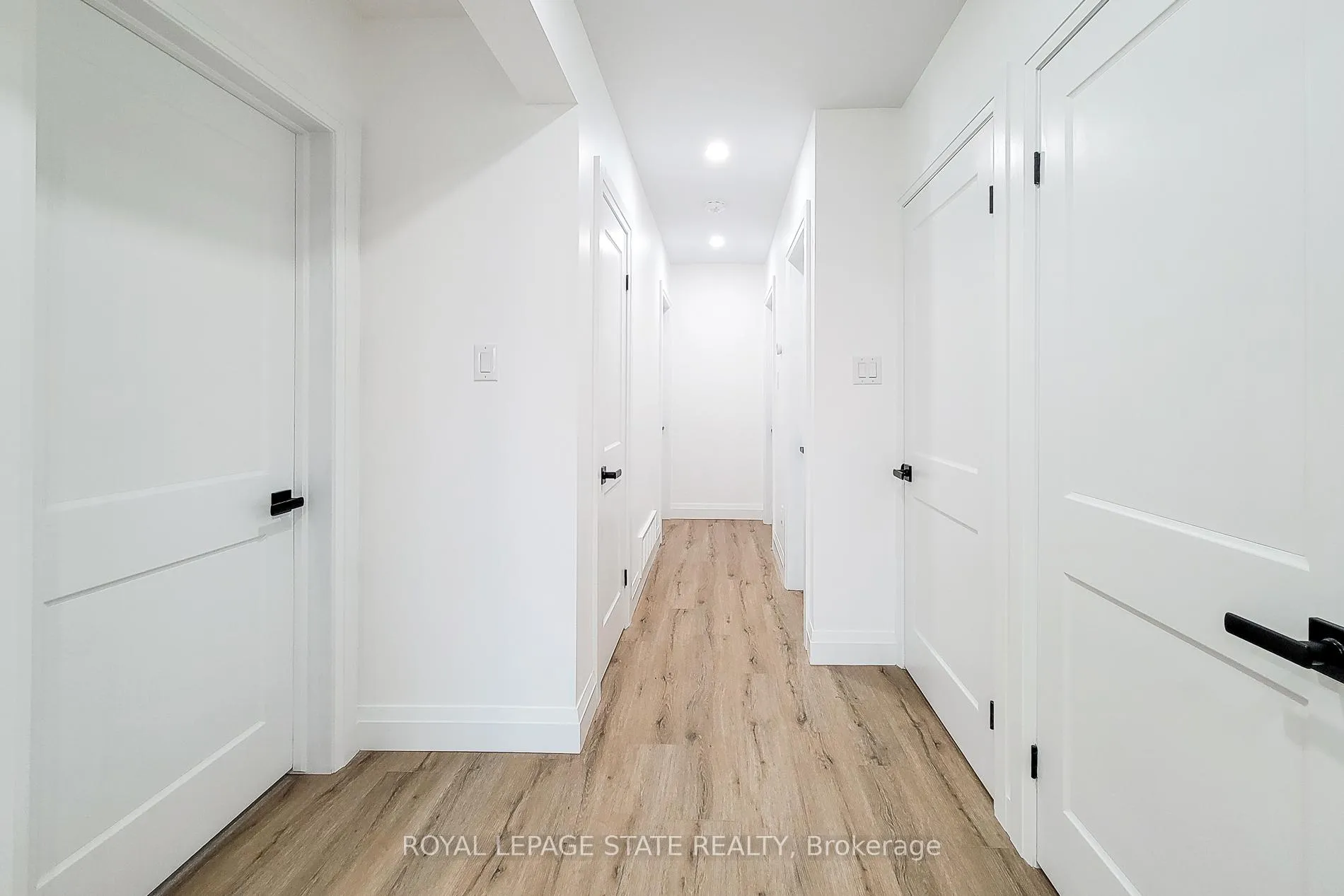 Photo 21 of 53 Winchester Boulevard, Hamilton, Hampton Heights — HOMEH