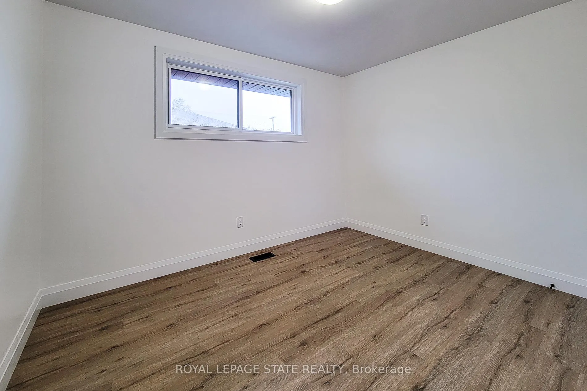 Photo 26 of 53 Winchester Boulevard, Hamilton, Hampton Heights — HOMEH