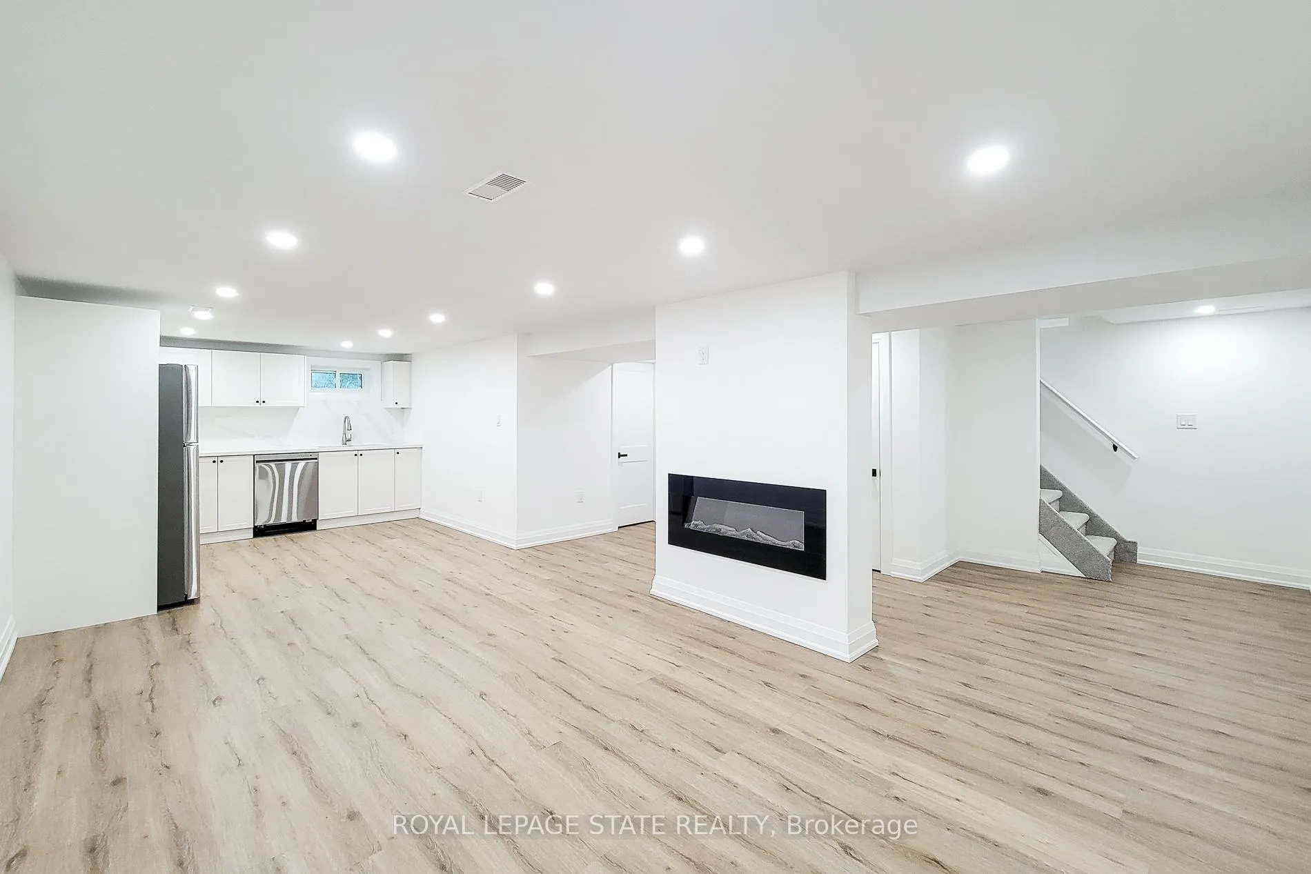 Photo 34 of 53 Winchester Boulevard, Hamilton, Hampton Heights — HOMEH