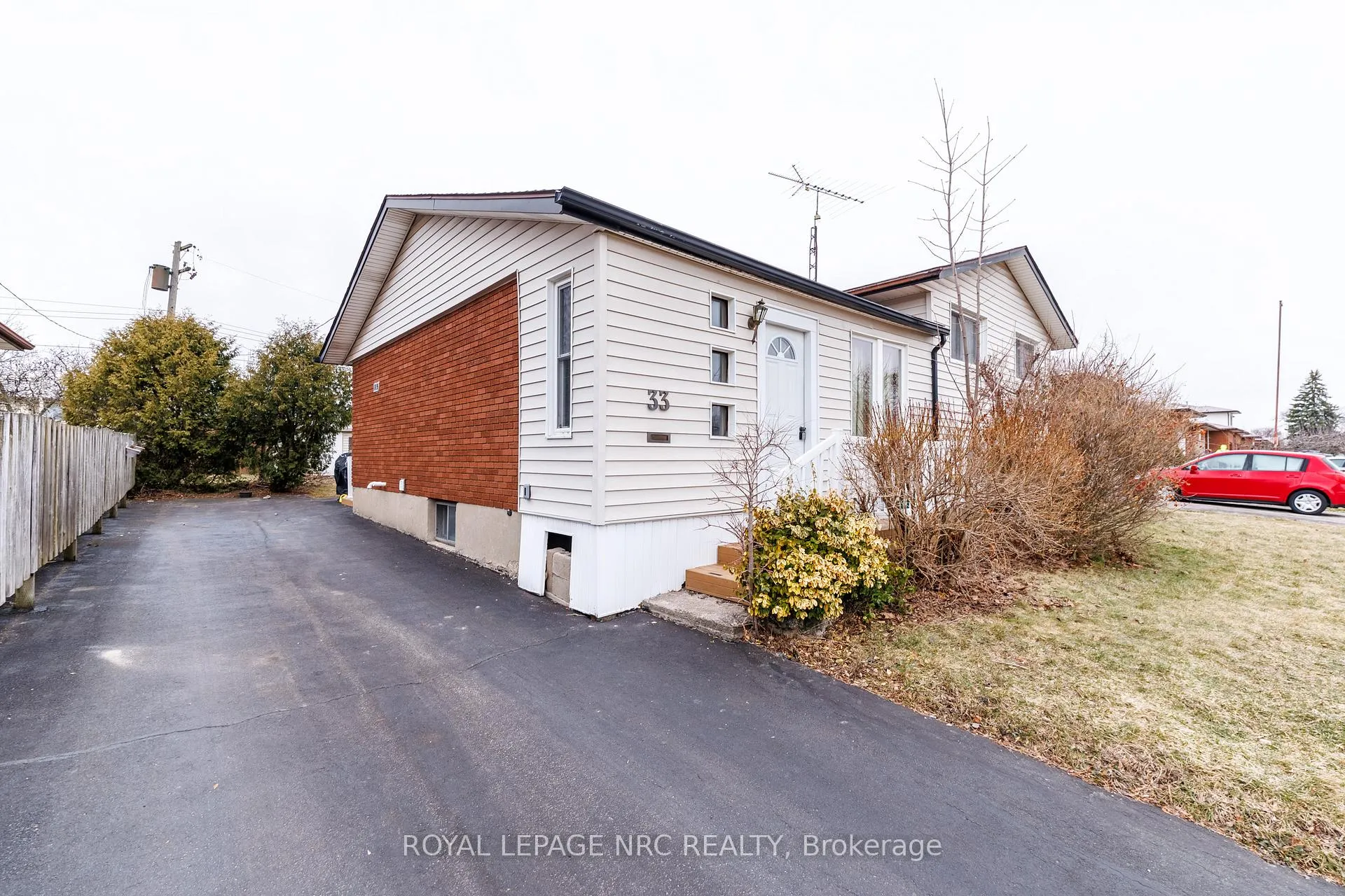 Photo 3 of 33 Strathmore Crescent, Welland, Lincoln/Crowland — HOMEH
