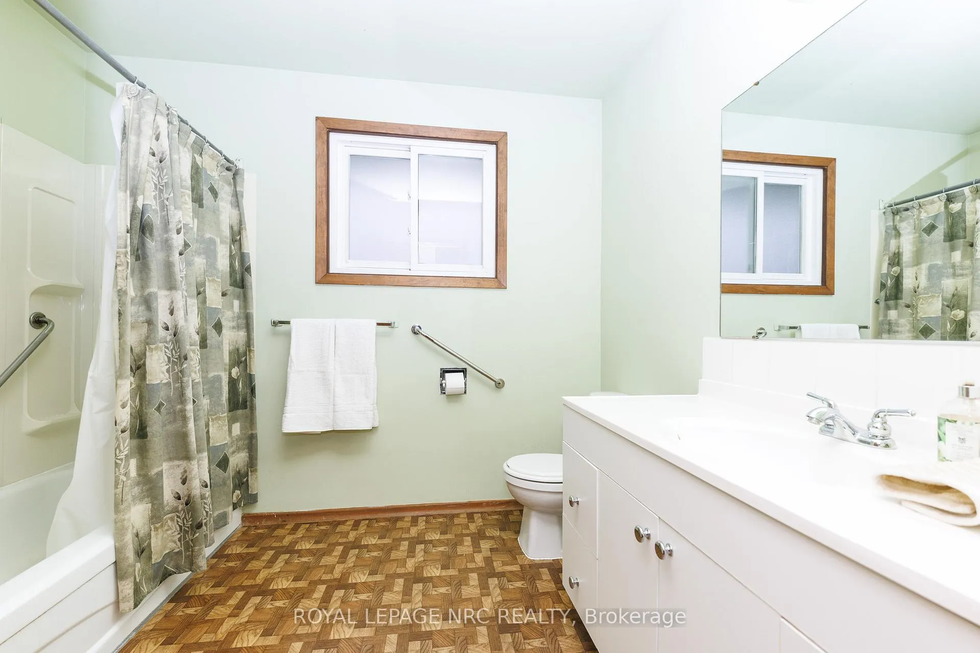 Photo 19 of 33 Strathmore Crescent, Welland, Lincoln/Crowland — HOMEH