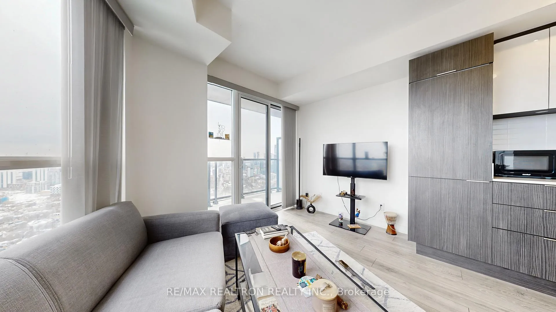 Photo 9 of Unit LPH03, 159 Wellesley Street, Toronto, Cabbagetown-South St. James Town — HOMEH