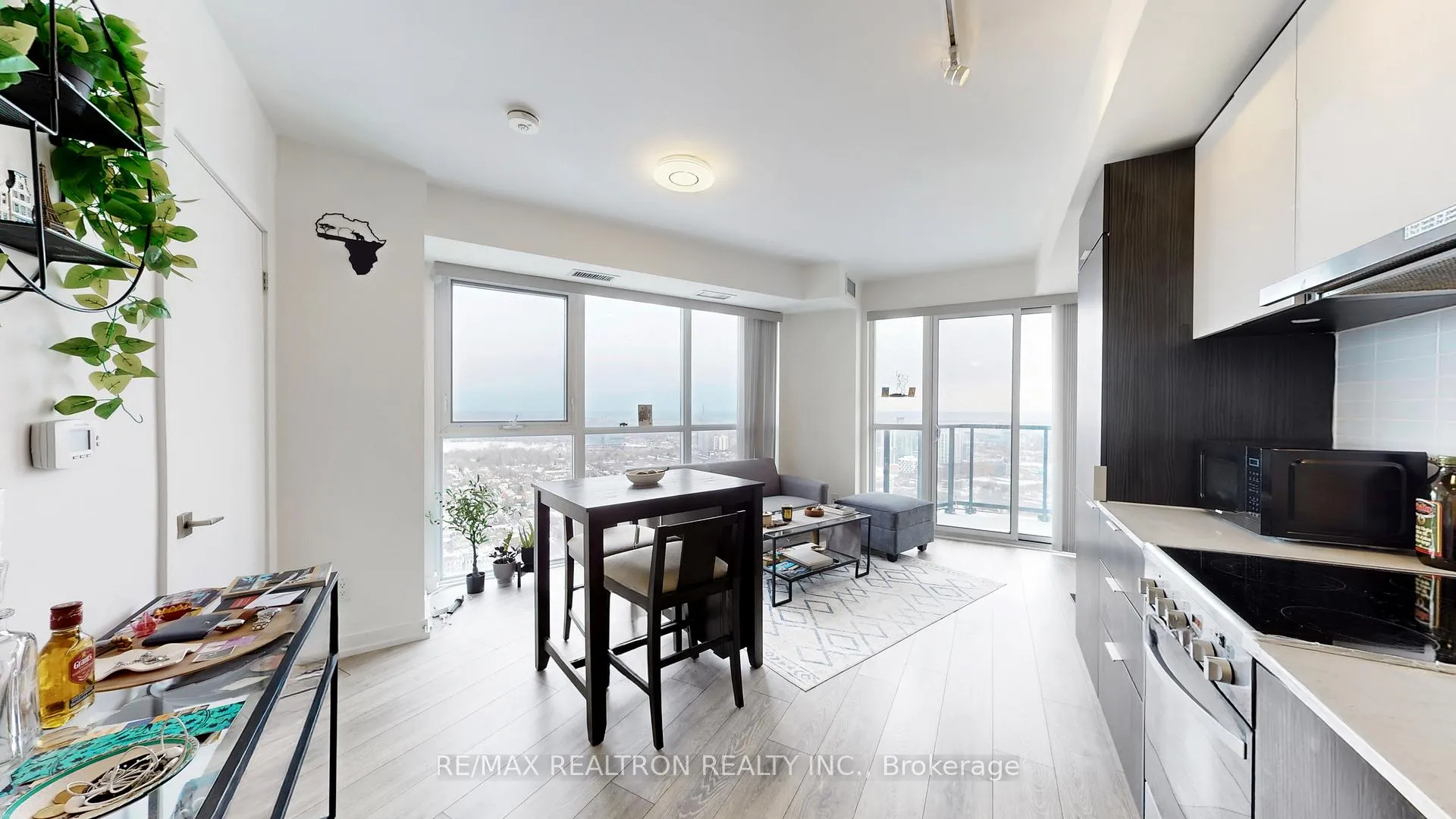 Photo 10 of Unit LPH03, 159 Wellesley Street, Toronto, Cabbagetown-South St. James Town — HOMEH