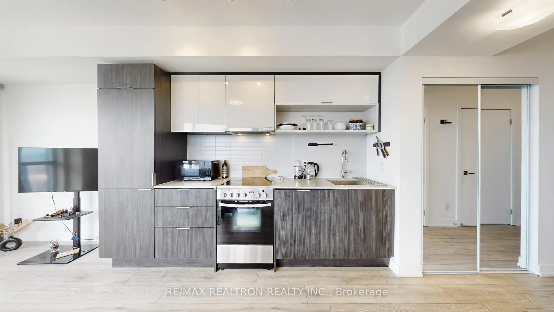 Photo 14 of Unit LPH03, 159 Wellesley Street, Toronto, Cabbagetown-South St. James Town — HOMEH