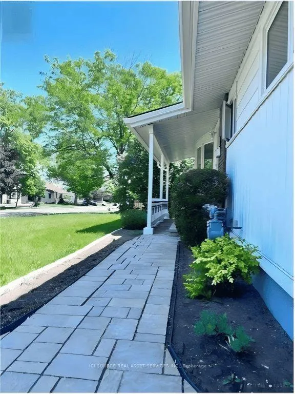 Photo 3 of 8 Vanson Avenue, Ottawa, City View/Skyline/Fisher Heights/Parkwood Hills — HOMEH