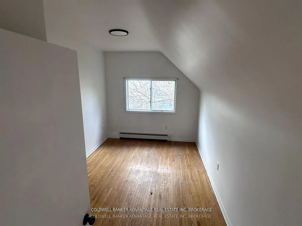 Photo 11 of 44 Albert Street, Welland, Welland Downtown — HOMEH