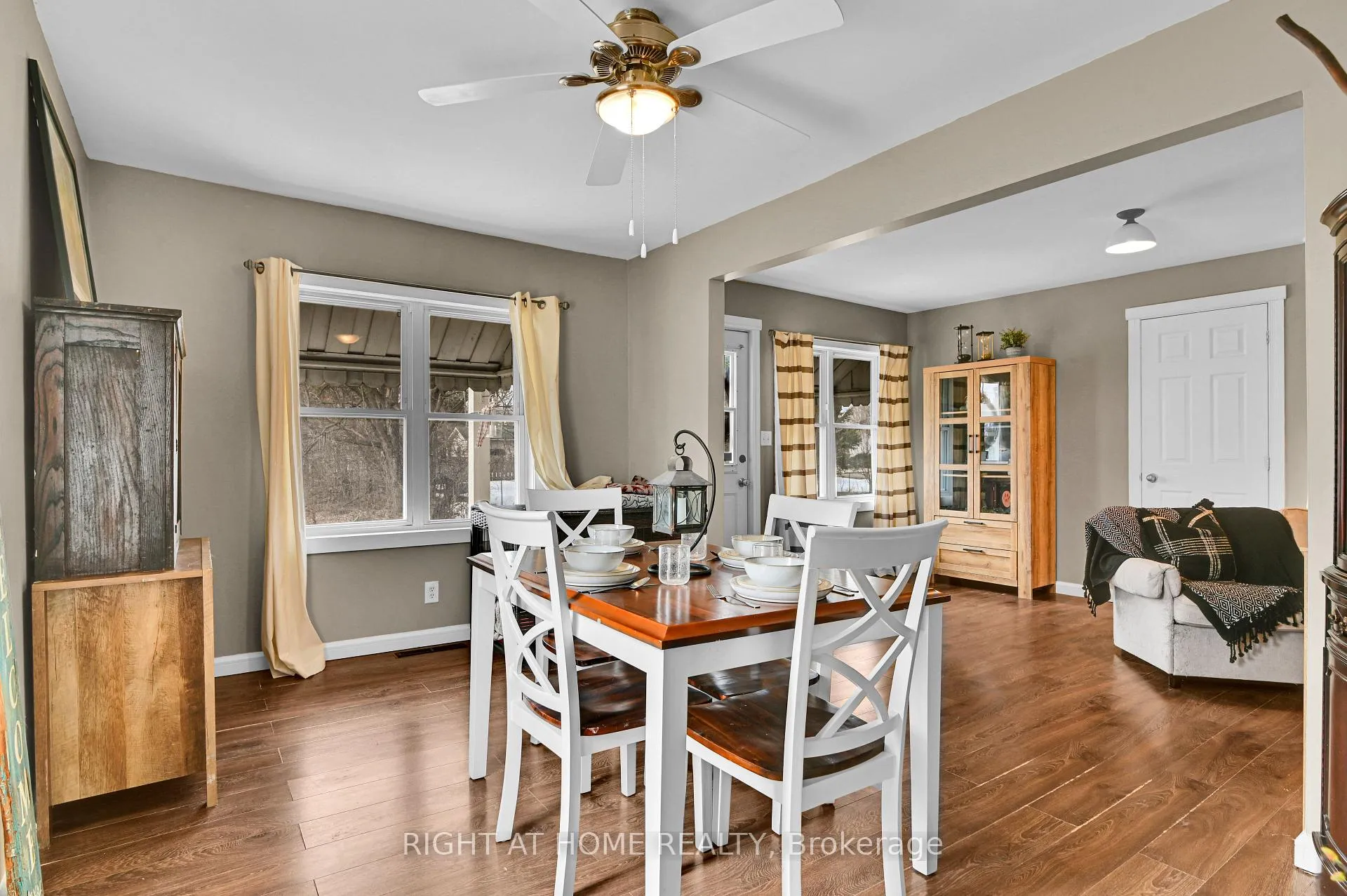 Photo 8 of 541 Albert Street, North Dundas, Winchester — HOMEH