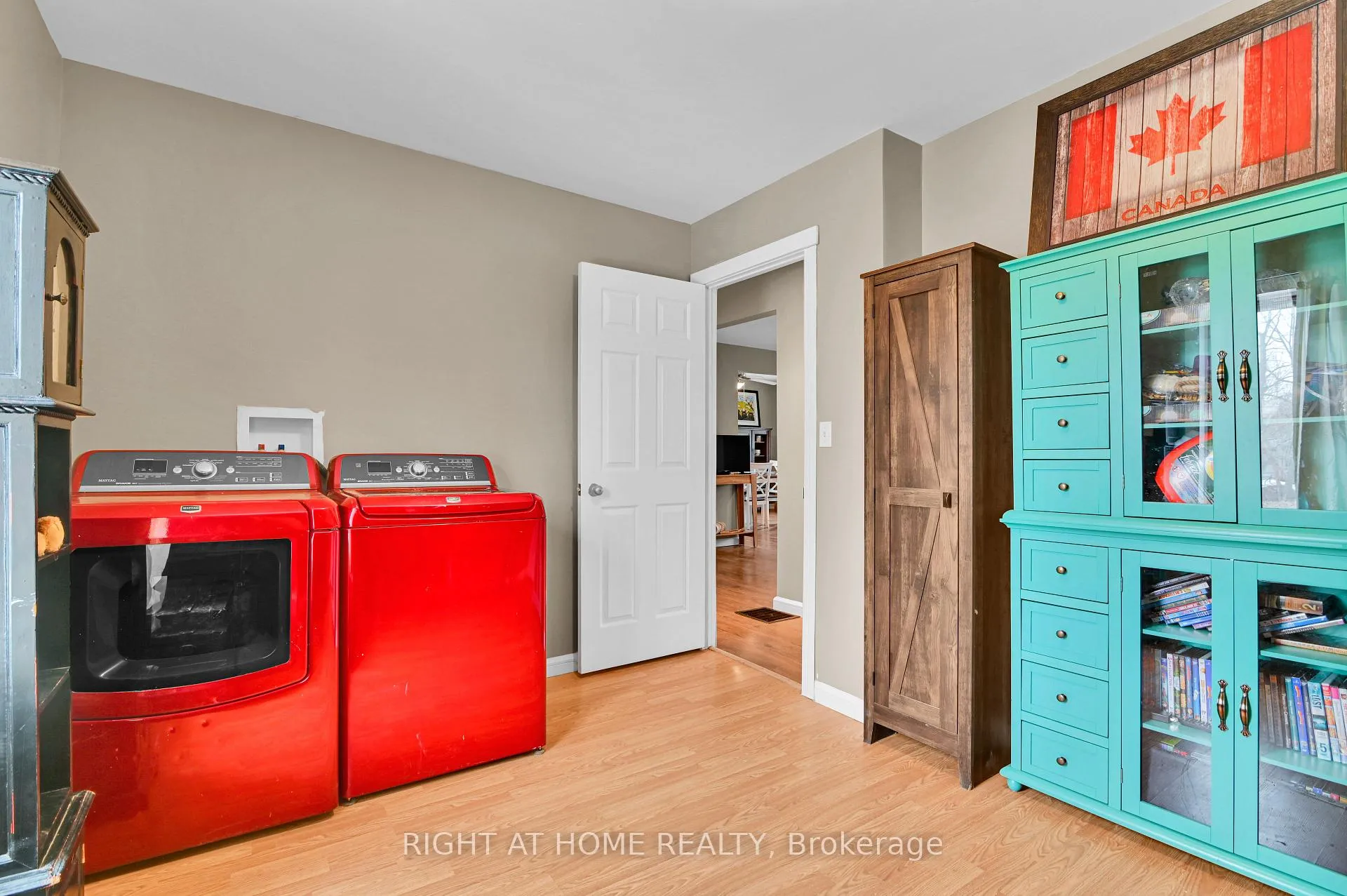 Photo 16 of 541 Albert Street, North Dundas, Winchester — HOMEH