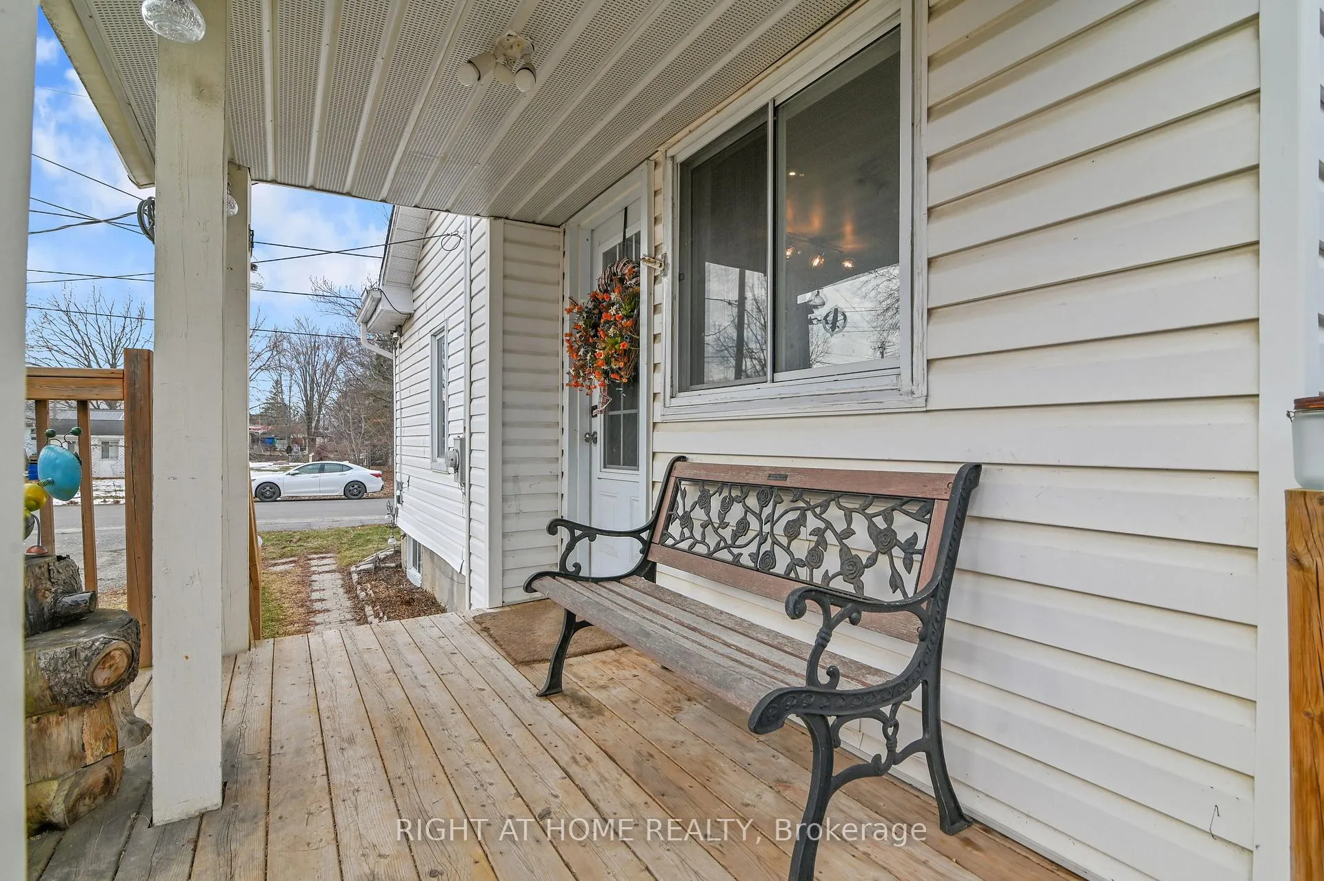 Photo 28 of 541 Albert Street, North Dundas, Winchester — HOMEH