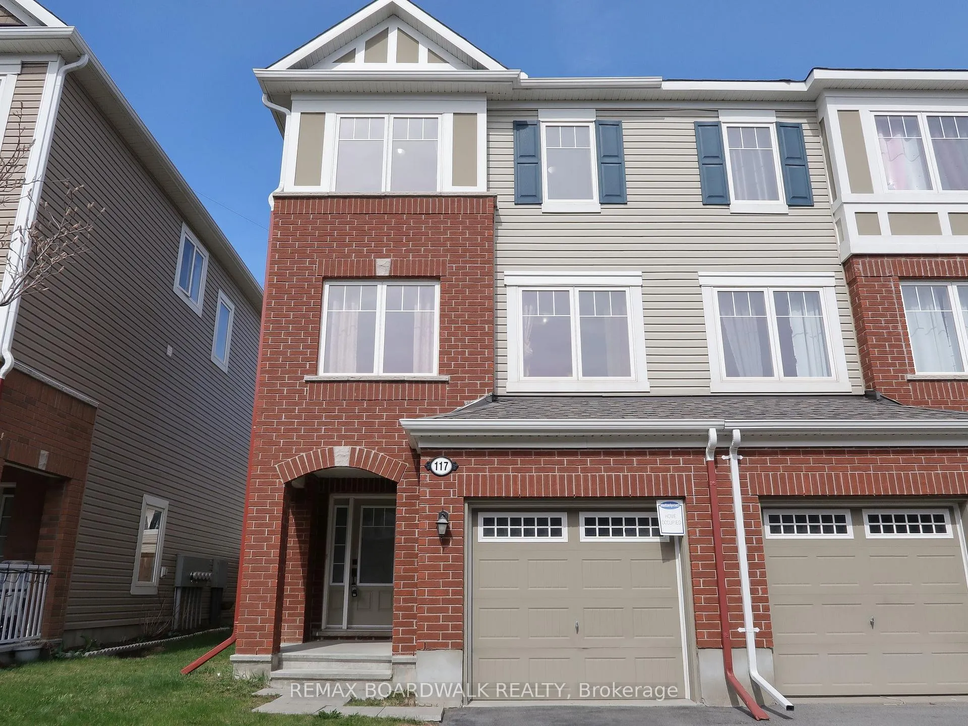 Photo 1 of 117 Gelderland Private, Ottawa, Kanata - Emerald Meadows/Trailwest — HOMEH
