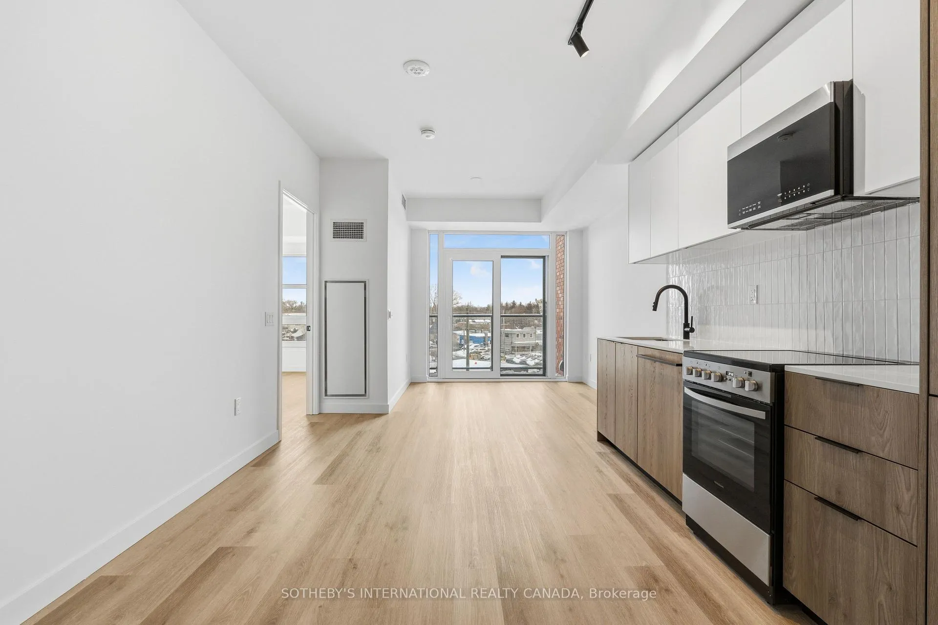 Photo 8 of Unit 321, 1635 Military Trail, Scarborough, Centennial Scarborough — HOMEH